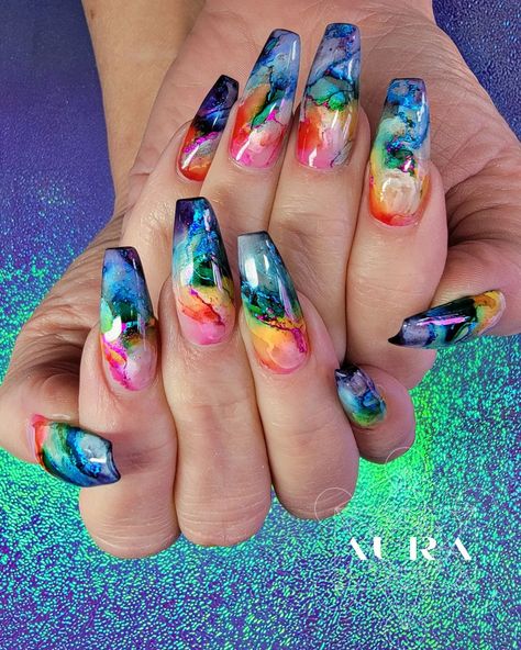 Colorful Marble Nails, Marble Nails Acrylic, Boring Nails, Rainbow Marble, Marble Nail Art, Diy Nail Art, Marble Art, Marble Nails, Diy Manicure