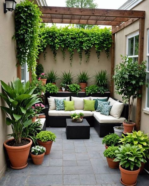 Balcony Decoration With Plants, Outside Patio Decorating Ideas, Patio De Luz Ideas, Big Balcony Ideas Terraces, Terrace Plants Ideas Outdoor, Ideas Para Patios Pequenos, Mini Patio Ideas, Garden Courtyard Ideas, Small Backyard Ideas On A Budget Easy