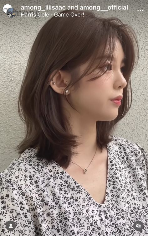 Korean Short Hair, Hair Inspiration Long, Layered Haircuts For Medium Hair, Hair Inspiration Short, Hairstyles For Layered Hair, Shoulder Length Hair Cuts, Short Hair Styles For Round Faces, Haircuts For Medium Hair, Haircuts Straight Hair