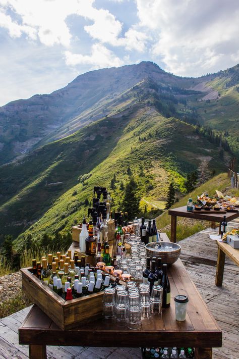 Mountain Side Wedding Venues, Rocky Mountain Wedding Venues, Chic Mountain Wedding, Mountain Marriage, Sundance Wedding Utah, Sundance Mountain Resort, Mountain Wedding Summer, Mountain Resort Wedding, Casual Mountain Wedding