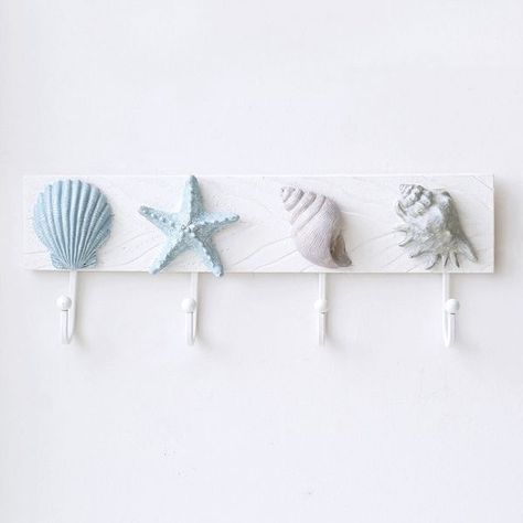 Deco Marine, Beach Room, Shell Crafts Diy, Beach Cottage Decor, Beach Bedroom, Beach Cottage Style, Beach Bathrooms, Beach Crafts, Seashell Crafts