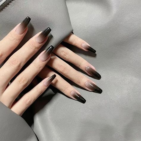 Coffin Nails
Fake Nails
Printed Nails
False Nails
Manicure Trends
2024NailTrends
Fashion Nails
Ballerina Nails
DIY Nails
Nail Art Ballet Nails, Filmy Vintage, Nagel Tips, Goth Nails, Black Gradient, Gradient Design, Nail Length, Dream Nails, Nail Extensions