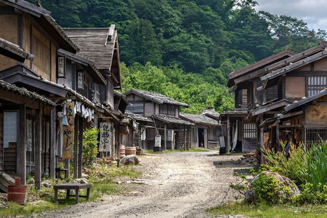 What looks like an old and abandoned Japanese village is actually just a movie set. Many of the latest Japanese Samurai movies where filmed here. There are reconstructions of a farming village, a fishing village and a post town of the Edo period (1603–1867). Japan Village, Japanese Ghost, Japanese Halloween, Kubo And The Two Strings, Background References, Japanese Buildings, Japanese Town, Environment Reference, Japanese Village