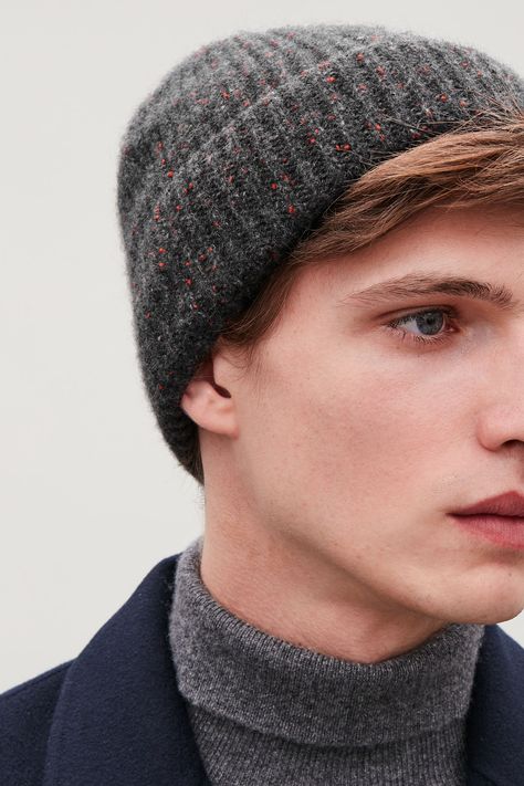 zoomed image Men Hat Outfit, Hat Outfit Winter, Suit Man, Wardrobe Sale, Small Wardrobe, Cashmere Hat, Stylish Man, Cashmere Beanie, Cashmere Accessories