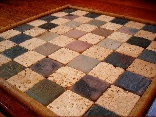 Tile chess board Clay Chess, Chess Board Table, Play Wood, Chess Boards, Diy Dining Table, Wood Games, Childs Play, Diy Tile, Chess Sets