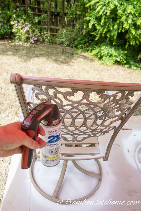 Learn how to paint metal patio furniture and the best type of paint to use for an easy and cheap way to upgrade your outdoor decor.  #fromhousetohome #spraypaint #patiosanddecks #diypaintingtipsandtechniques Painting Metal Outdoor Furniture, Outdoor Metal Furniture, How To Paint Metal, Painting Tips And Tricks, Painted Outdoor Furniture, Metal Patio Chairs, Metallic Painted Furniture, Patio Furniture Makeover, Furniture Painting Tips