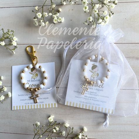 Bautizo Recuerdos Ideas, Baptismal Souvenir, Bautizo Ideas Boy, Bautizo Ideas Decoracion, Family Hand Prints, Recuerdos Primera Comunion Ideas, Primera Comunion Ideas, First Communion Favors, Communion Favors