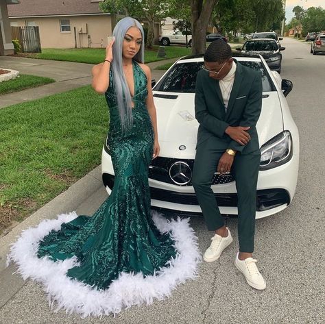 Matric Ball Suits, Green Suit Men Prom, Emerald Green Couple Outfits Formal, Emerald Green Prom Suit Black Men, Green Couple Prom, Green Prom Couple Outfit, Emerald Green Prom Couple, Green Prom Dress Couple, Green Prom Suit