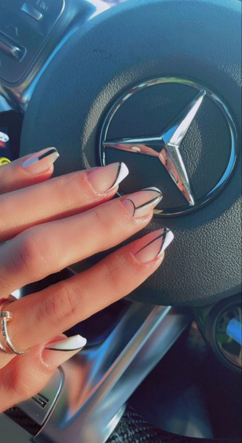 Mercedes Benz Nails, Mercedes Nails, Mercedes Logo, Mercedes Benz Logo, Short Acrylic, Short Acrylic Nails, Nails Nails, Cute Nails, Gel Nails