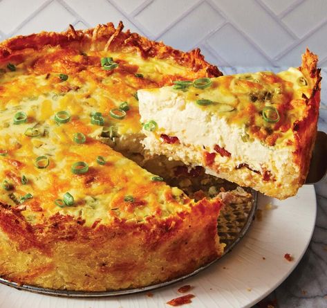 4 Comforting Brunch Ideas For Those Cool Fall Mornings — Delish Bacon Cheddar Quiche, Quiche With Hashbrown Crust, Cheddar Quiche, Crispy Hashbrowns, Bacon Quiche, Breakfast Burritos Recipe, Breakfast Quiche, Bacon Breakfast, Hash Brown