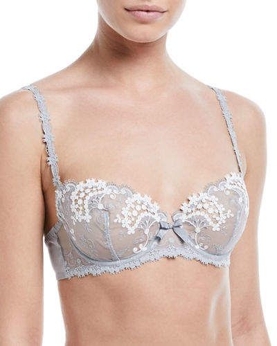 Fem Queen, Bra Design, Demi Cup Bra, Comfortable Bra, Bra Hacks, Pretty Bras, Breast Reduction, Demi Cup, Simone Perele