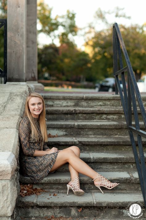 Posing On Stairs Photography, Stairs Poses Photography Dress, Graduation Pictures On Stairs, Senior Pics On Stairs, Senior Stair Photos, Senior Pictures Stairs, Senior Pictures On Stairs, Senior Picture Ideas Stairs, City Grad Photos