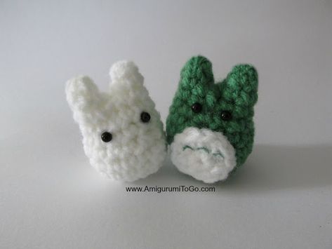 Crochet Kittens, Crochet Figures, White Totoro, Totoro Pattern, Freebie Ideas, Character Crochet, Amigurumi Characters, Yarn Toys, Crochet Totoro