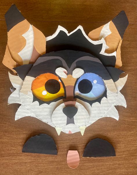 Cardboard Fursuit Mask, Cardbord Mask, How To Make A Therian Mask Out Of Cardboard, Cardboard Therian Mask, Cardboard Fursuit, Cardboard Cosplay, Cat Mask Diy, Cardboard Costume, Cardboard Mask