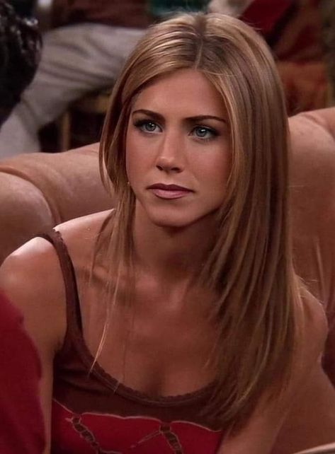 Jennifer Aniston 90s Hair, 90s Short Hair, Jen Aniston Hair, Jennifer Aniston Haircut, Jennifer Aniston 90s, Jennifer Aniston Hair Color, Jennifer Aniston Friends, Rachel Green Hair, Women Goddess