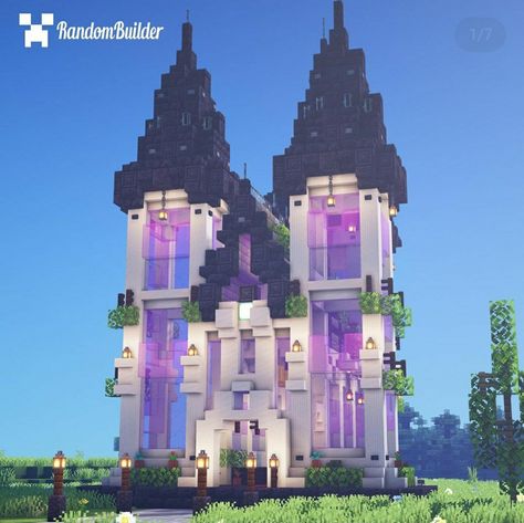 Minecraft Astrology Builds, Cottagecore Castle Minecraft, Light Blue Minecraft House, Cool Minecraft Builds Creative, Minecraft Princess Castle, Minecraft Purple House, Colorful Minecraft Builds, Purple Minecraft House, Kawaii Minecraft Builds