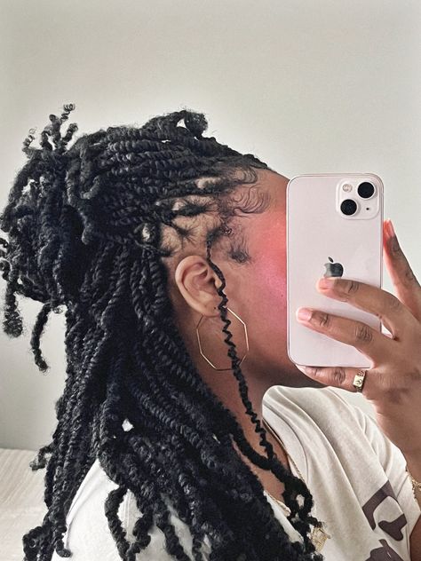 Mini Short Passion Twists, Mirco Twist, Short Spring Twist Hairstyles, Mini Twist Hairstyles With Extensions, Long Mini Twists With Extensions, Mini Twist Braids, Boho Mini Twist, Short Mini Twists With Extensions, Long Spring Twists