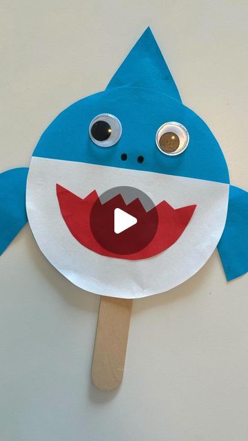 Ocean Toddler Art, Shark Activity For Kids, Baby Shark Activities For Toddlers, Baby Shark Crafts For Toddlers, Preschool Shark Craft, Shark Crafts For Toddlers, Ocean Animal Crafts Preschool, Shark Activities For Preschool, Shark Craft Preschool