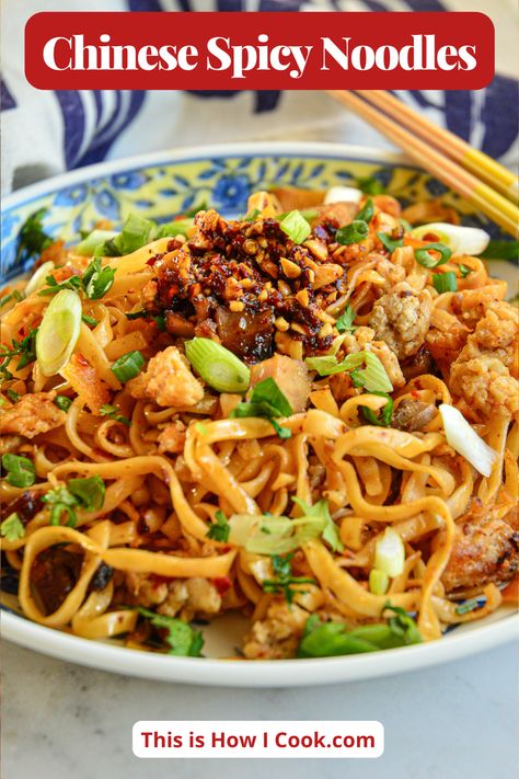 This easy Sichuan noodles made with a spicy Sichuan chili oil is on the table in 20 minutes. And it's so good! #sichuannoodles #sichuanchilioil #sichuanrecipes Spicy Chili Garlic Noodles, Sichuan Noodles, Sichuan Recipes, Momofuku Recipes, Chili Garlic Noodles, Sichuan Chili Oil, Chinese Noodle Dishes, Chinese Noodle Recipes, Garlic Noodles Recipe