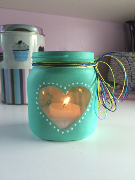 Nutella jar transformed diy easy candle Upcycle Jars, Valentine Mason Jar, Nutella Jar, Diy Candles Easy, Diy Glass Bottle Crafts, Easy Candles, Jar Art, Diy Jar Crafts, Mason Jar Crafts Diy