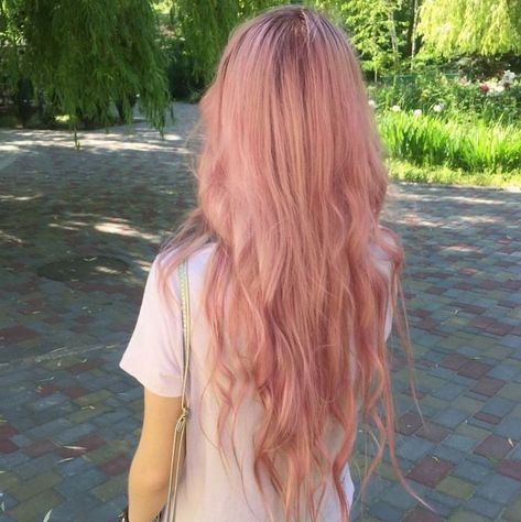 Long Pink Hair With Bangs, Pastel Hair Pink, Light Pink Hair, Pastel Pink Hair, Haircut Styles, Light Hair Color, Hair Color Pink, Trendy Hair Color, Pastel Hair