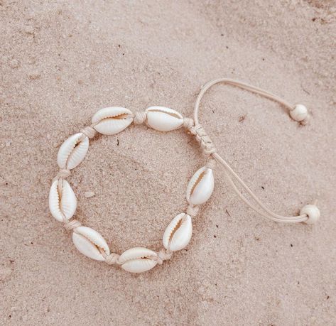 Sea Shell Anklets, Sea Shell Bracelets, Sea Shells Bracelet, Sea Shell Bracelet Diy, Shell Bracelet Diy, Seashell Accessories, Seashell Anklet, Sea Bracelet, Shell Accessories