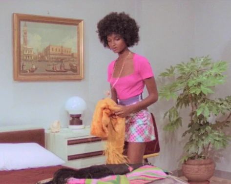 (1) a auf X: „Ines Pellegrini in Eyeball (1975) https://t.co/3hhwPPrmda�“ / Twitter African American, A Woman, Models, Tumblr, Pink