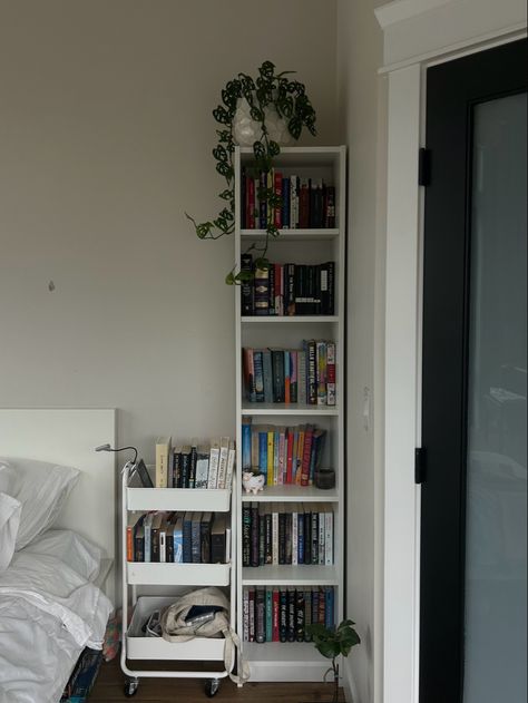 Aesthetic Bookcase Bedroom, Bookish Bedroom Ideas For Small Rooms, Small Aesthetic Bookshelf, Bookshelf Next To Bed, Bedroom With Bookshelves, Book Bedroom Aesthetic Wall Shelves, Room Ideas Aesthetic Bookworm, Bedroom For Bookworms, Room Library Ideas