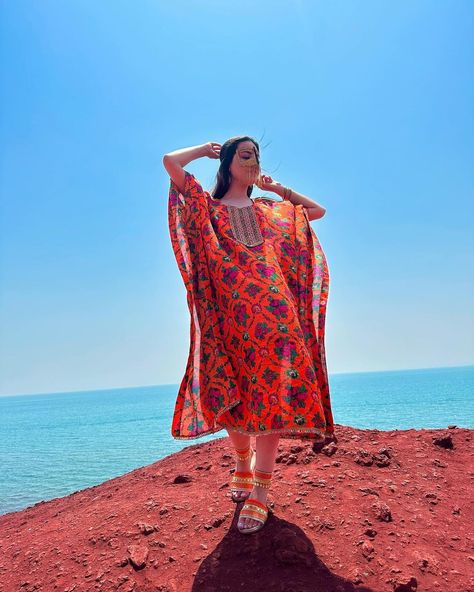 Qeshm Island Photography, Hormuz Island, Qeshm Island, Island Photography, Handmade Logo, Iran Travel, Inspirational Life Photos, Sea Travel, Long Dress Design