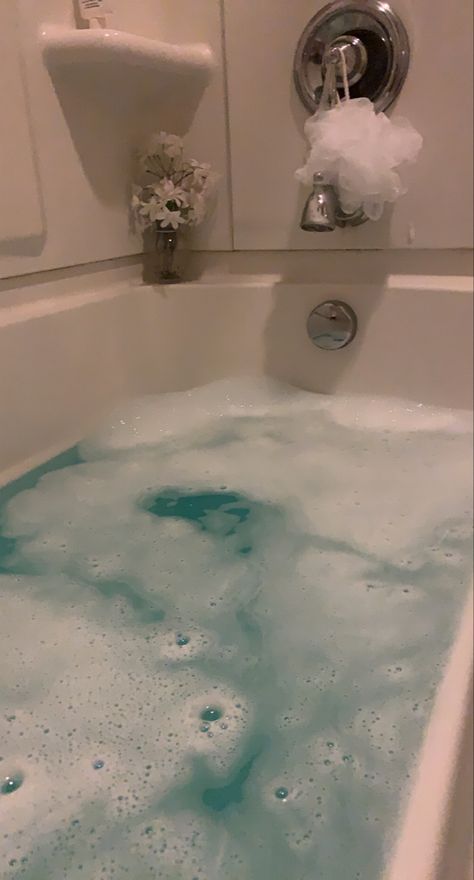 bath, self care, bathbombs, simplistic Aesthetic Bath, Bath Aesthetic, Dream Shower, Dream Bath, Taking A Bath, Cozy Chair, Empowering Words, Dreamy Room, Shower Routine