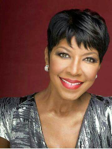 Natalie Cole....gone but not forgotten. Natalie Cole, Nat King Cole, Vintage Black Glamour, Black Celebrities, Black Music, American Woman, Female Singers, Black Is Beautiful, Powerful Women