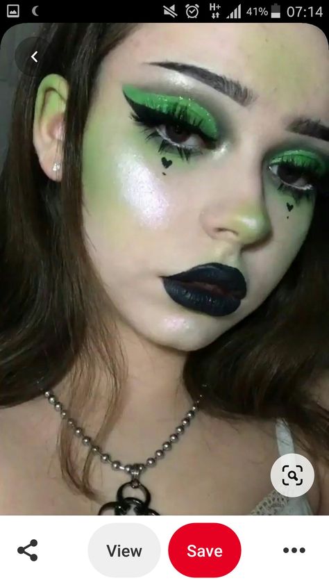 Green Cosplay Makeup, Green Monster Makeup, Black Green Makeup, Green Face Makeup, Green And Black Makeup Looks, Creeper Makeup, Green Grunge Makeup, Green Alt Makeup, Eye Makeup Goth