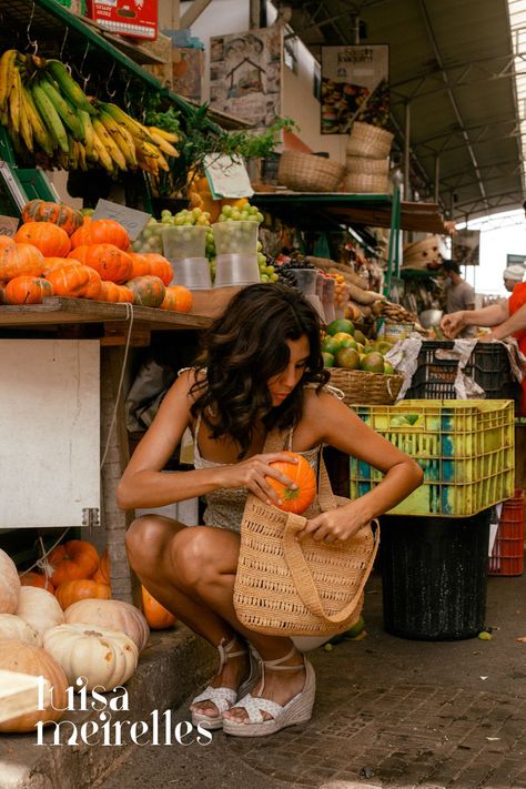 Fruit Themed Photoshoot, Fruit Basket Photoshoot, Farmer Market Photoshoot, Farmers Market Editorial, Flea Market Photoshoot, Bazar Photoshoot, Fruit Photoshoot Model, Fruits Photoshoot, Farmer Market Outfit