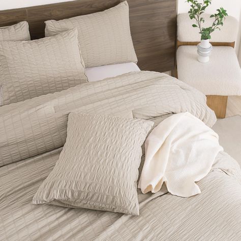 PRICES MAY VARY. 【Premium Material】: Andency beige comforter full size set is soft and lightweight, like a cloud; the thickness offers just-right the warmth which is suitable for all seasons. The microfiber filler offers good fluffy performance and breathability. The comforter set uses 100% cationic dyeing seersucker fabric on the front side, providing a different feeling; the backside brushed polyester material of the comforter is ultimate softness and coziness. 【Chic Seersucker Design】: Are yo Textured Comforter, Bedding Comforter Sets, King Size Comforter, Beige Comforter, King Size Comforter Sets, King Size Comforters, Bedding Comforter, Bed Comforter Sets, Seersucker Fabric