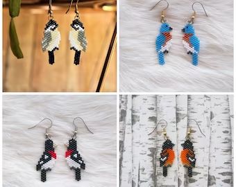 NagamokweCreations - Etsy Red Wing Blackbird, Native American Beadwork Patterns, Diy Seed Bead Earrings, Mackinaw City, Ear Art, Native American Beadwork, Beaded Earrings Patterns, Beadwork Patterns, Bird Earrings