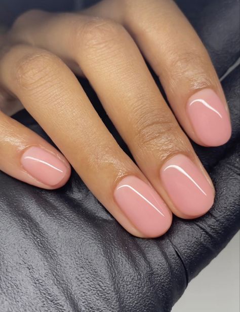 Natural Nails Manicure, Unghie Sfumate, Casual Nails, Her Nails, Work Nails, Pink Nail, Neutral Nails, Classy Nails, Chic Nails