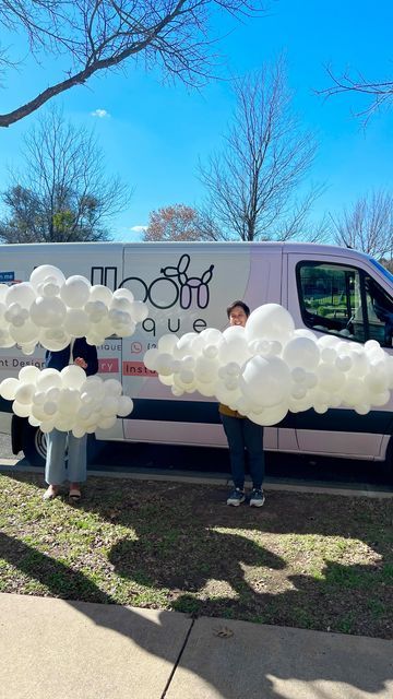 Cloud Baby Shower Theme, Balloon Store, Balloon Arrangement, Cloud Party, Cloud Theme, Bridal Shower Inspo, Idee Babyshower, Balloon Clouds, Baby Shower Theme Decorations