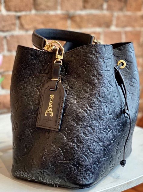 Τσάντες Louis Vuitton, Sac Louis Vuitton, Hot Handbags, Louie Vuitton, Favorite Handbags, Handbag Heaven, Luxury Purses, Beautiful Handbags, Lv Handbags