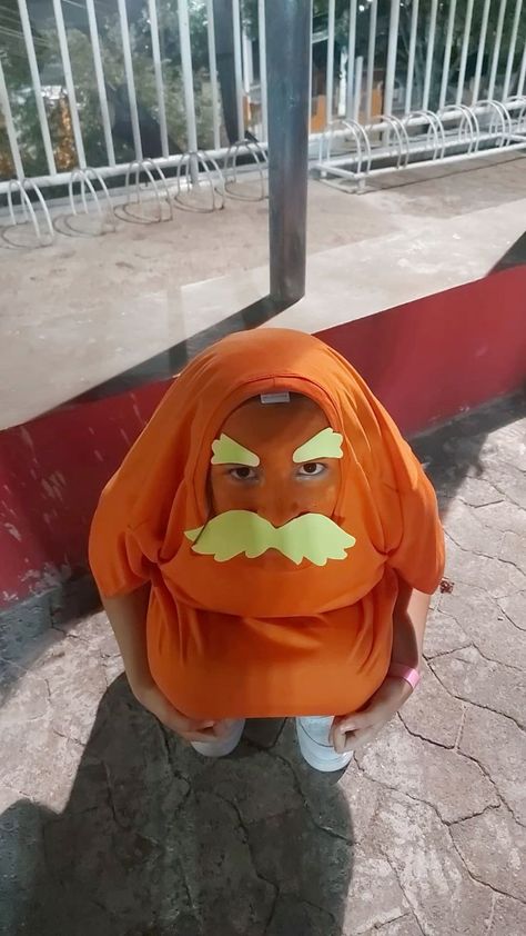 Lorax Dress Up, Lorax And Onceler Costume, Lorax Cosplay, Cute Orange Outfit, Orange Halloween Costume, Lorax Costume, Matching Halloween Costumes, Trio Halloween Costumes, Pretty Halloween Costumes