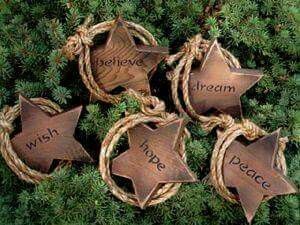 Western Christmas Crafts, Western Ornaments Diy, Diy Western Christmas Ornaments, Cowboy Christmas Decorations, Cowboy Christmas Party, Cowboy Christmas Ornaments, Western Christmas Tree Ornaments, Texas Christmas Decor, Western Christmas Ornaments