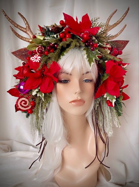 Christmas Head Dress, Mistletoe Costume, Diy Christmas Headpiece, Christmas Fairy Costume, Christmas Hats Diy, Christmas Headdress Diy, Christmas Cosplay, Yule Headpiece, Christmas Headpiece Lightinthebox