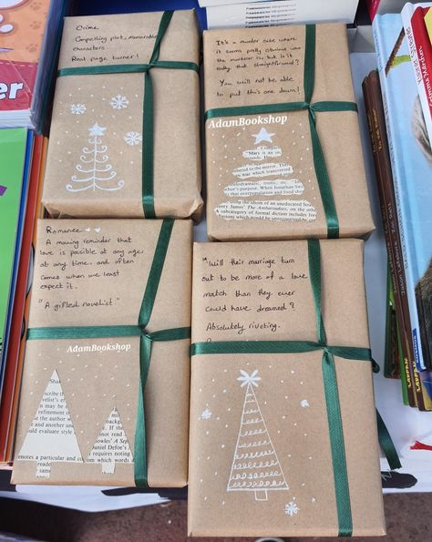 Christmas Book Wrapping, Christmas Book Wrapping Ideas, Wrapping Books For Christmas, Book Lovers Gifts Ideas, Ways To Wrap A Book, Indy Clover, Blind Date With A Book Ideas Wraps, Blind Date With A Book Ideas, Book Wrapping Ideas