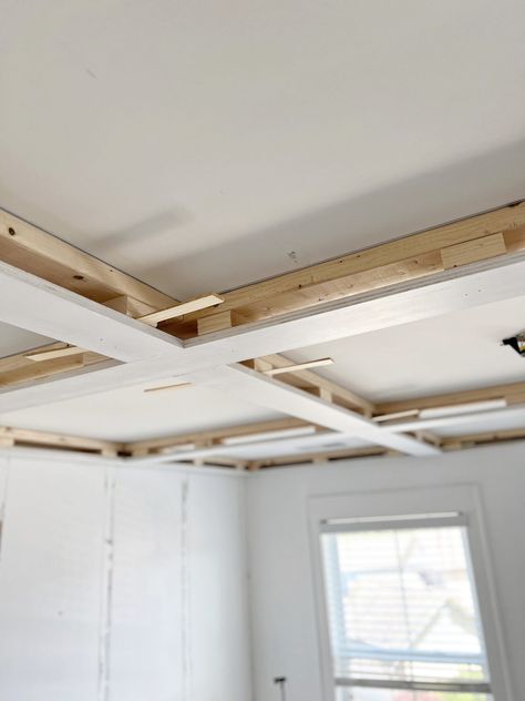 How to Build a DIY Coffered Ceiling (Step-by-Step) | Our Aesthetic Abode Coffered Ceiling Ideas Living Room, Fake Beams Ceiling, Coffered Ceiling Bedroom, Ceiling Trim Ideas, Coffered Ceiling Kitchen, Ceiling Molding Ideas, Faux Coffered Ceiling, Wood Coffered Ceiling, Diy Coffered Ceiling