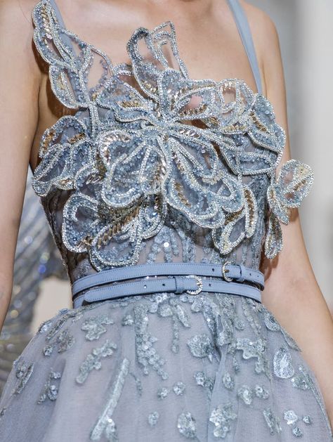 Elie Saab Couture, Black Obsession, Couture Embellishment, Fashion Design Inspiration, Haute Couture Gowns, Elie Saab Fall, Embellishment Details, Runway Details, Couture Embroidery