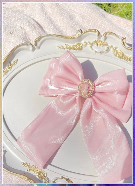 Discover an exquisite collection of beautiful and stylish hair bows for every occasion. Elevate your hairstyle with these trendy hair accessories that are perfect for adding a touch of glamour to your look. Whether you're attending a special event or simply want to elevate your everyday style, these hair bows are the perfect choice. Shop now and add a touch of elegance to your hairdo! Princess Hair Bows, Pink Hair Accessories, Organza Bow, Diy Hair Accessories Ribbon, Handmade Fairy, Ribbon Crafts Diy, Pink Hair Bows, Christmas Hair Bows, Kawaii Hairstyles