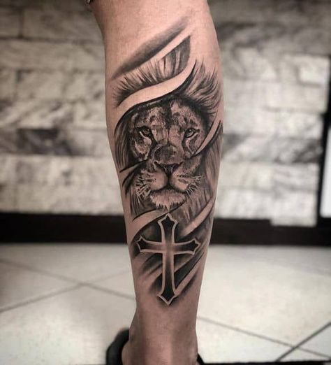 Back Leg Tattoo Men Lion, Legs Tattoo Men, Lion Leg Tattoo, Leg Band Tattoos, Tattoos Masculinas, Wörter Tattoos, Rib Tattoos For Guys, Rare Tattoos, Half Sleeve Tattoos Forearm