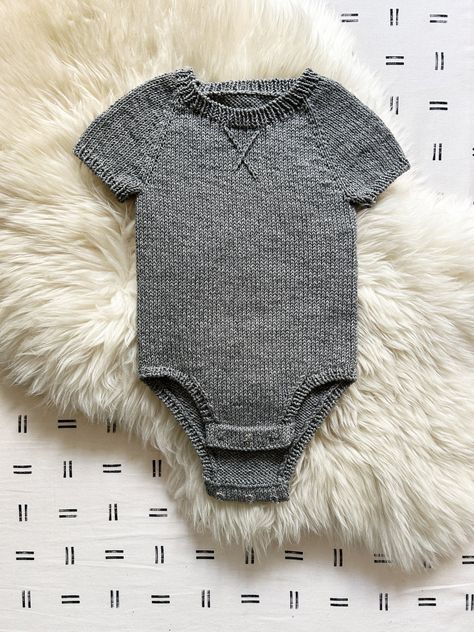 Baby League Onesie FREE Knitting Pattern — Two of Wands Baby Romper Pattern Free, Baby Boy Knitting Patterns Free, Onesie Pattern, Boys Knitting Patterns Free, Two Of Wands, Baby Romper Pattern, Kids Knitting Patterns, Knit Baby Romper, Girls Clothes Patterns