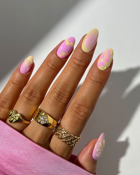 my favourite colour combo and possibly my new favourite set 🌸🍯🎀🌼 rings: • ‘f off’ from @westwoodandhyde • index and middle from @luvaj #nails #nailinspo #summernails #pastelnails #3dnails #nailart #mixandmatchnails Fun Pastel Nails, Rad Nails, Kylie Nails, F Off, Fancy Nail Art, Nail Piercing, Uk Nails, Colourful Nails, Set Rings