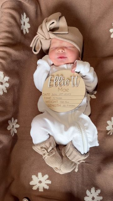 Kay and Tay Dudley on Instagram: "She’s finally here! Meet Elliott Mae Dudley! ❤️ We have wanted to tell you her name for so long, but we had to wait until she was born to make sure that the name matched her precious face! 😭 We are not sure what we will call her for now, we’ve been calling her Ellie and Ellie-bean (like jelly bean). 🥰 We thought together for a long time on what would be the perfect name and decided on this! Tay wanted her to have a gender neutral name like him! I wanted her to have a cute name as a baby, but I know that she isn’t a baby forever and so looked for a name that would be great for all stages of her life! ❤️ We love this name and believe that it fits her perfectly! I know a lot of you thought that we would go for a name that rhymed, and we did want that! So I Kay And Tay, Rhyming Names, K Names, Sunshine Nursery, Ellie Mae, Cute Name, Gender Neutral Names, Cute Names, Baby G