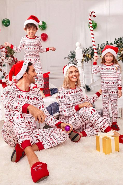 Keep your children toasty this holiday season with this high-quality cartoon pattern made of breathable and lightweight polyester. Christmas celebrations call for pajamas with prints of Christmas trees and bears or red reindeer. These pajamas have long sleeves and a round collar. #christmas_family_outfits #matching_outfits Christmas Family Outfits For Pictures, Cute Matching Pajamas, Family Outfits For Pictures, Pjs Ideas, Christmas Family Outfits, Pajama Ideas, Christmas Must Haves, Family Matching Pjs, Christmas Pajama Party